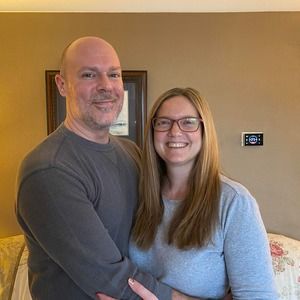 Meet your Posher, Hillary